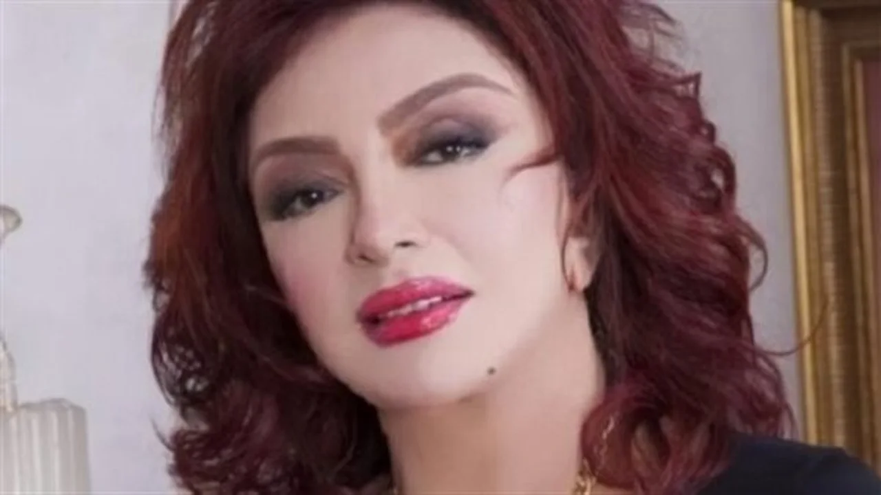 أدب وسياسة.. سينما نبيلة عبيد تطرح قضايا شائكة في العذراء والشعر الأبيض